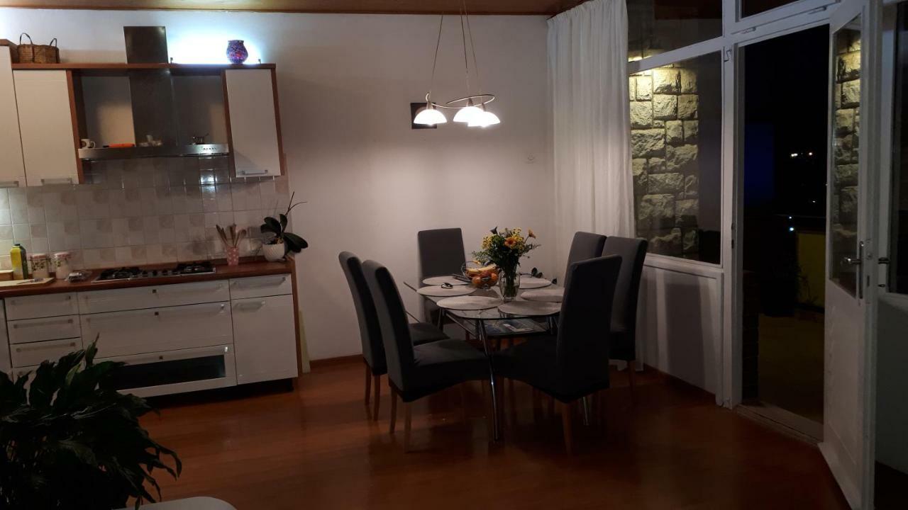 Best4You Apartment - Sea View - 70 M2 - 2 Bedrooms Дубровник Екстериор снимка